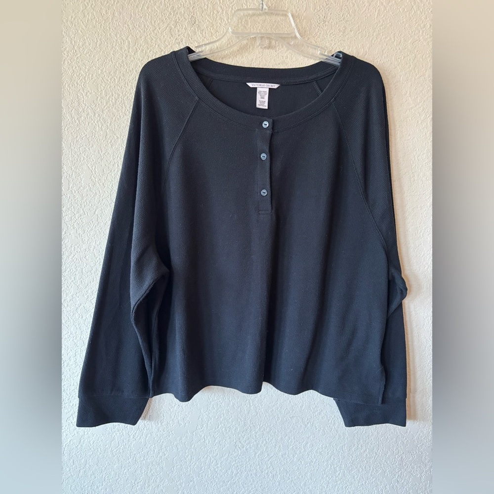Victoria’s Secret Black Waffle Henley Long Sleeve‎ Sleep Top XL